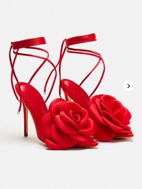 NWT FashionNova “Love is Blooming Heeled Sandals” in Red size 6.5 ! 🌹